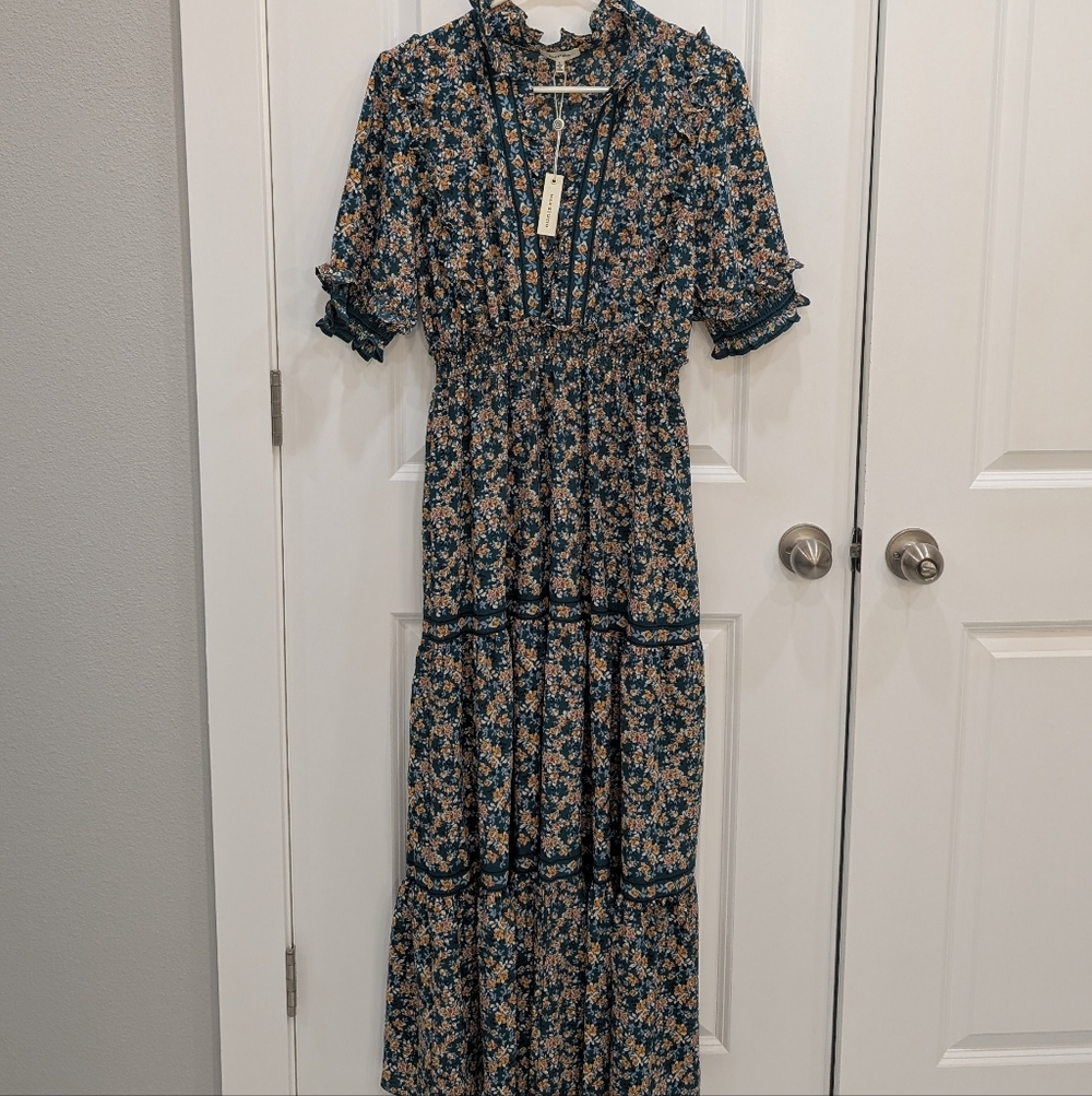 Floral Dress - Picture 4 of 9